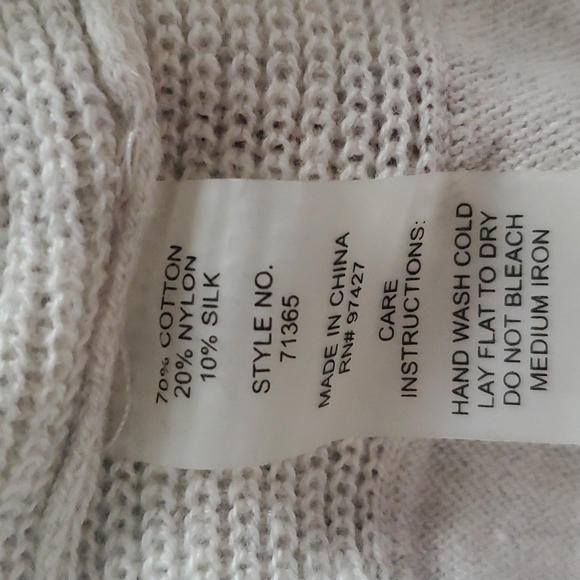 Dolce Cabo ladies lightweight button up sweater xs - Picture 7 of 7